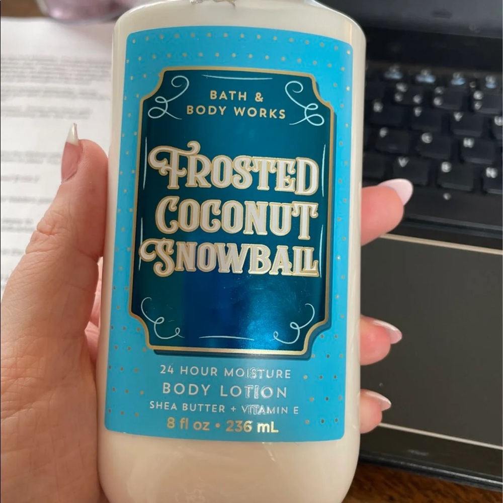 Frosted Coconut Snowball Lotion